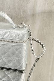 CHANEL | New Chain Handle Long Box Size 19.5x17x5 cm - 2