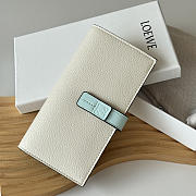 Loewe Bi-fold Long Wallet In White - 2