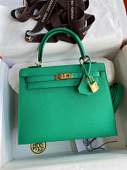 HERMES |  Kelly 28 in Cactus Epsom leather green - 1