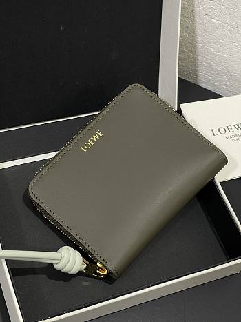 LOEWE | Zipped coin purse in shiny nappa calfskin dark green