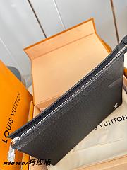 LOUIS VUITTON | Pochette Voyage Monogram Eclipse M30450 - 3