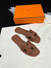 HERMES | Brown Leather Oran Flat Slides - 3