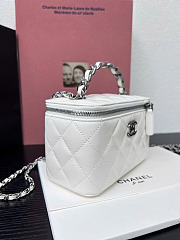 CHANEL | Long vanity with top handle in lambskin white - 4