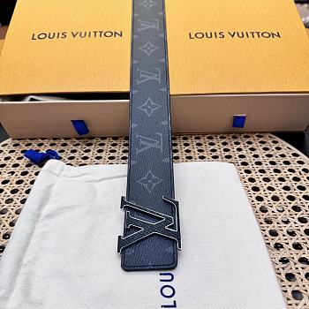 LOUIS VUITTON | Initials 40 mm Taurillon leather belt monogram