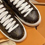 LOUIS VUITTON | Time Out Sneakers 3D pattern of Monogram Flowers 03 - 6