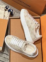 LOUIS VUITTON | Time Out Sneakers 3D pattern of Monogram Flowers 04 - 4