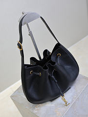 YSL | PARIS VII hobo in grained leather black - 6