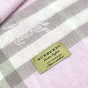 BURBERRY | Shawl features embroidered equestrian motifs 02 - 5