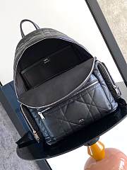 DIOR | Produces various styles of designer backpack  - 4