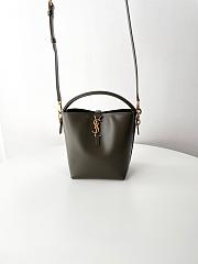 YSL | LE 37 small in shiny leather in Green  - 6