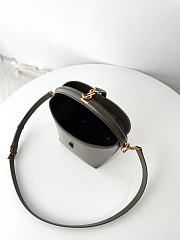 YSL | LE 37 small in shiny leather in Green  - 4