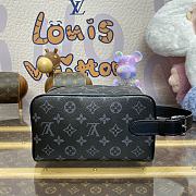 LOUIS VUITTON |  Locker Dopp Kit canvas Monogram Eclipse 01 - 4