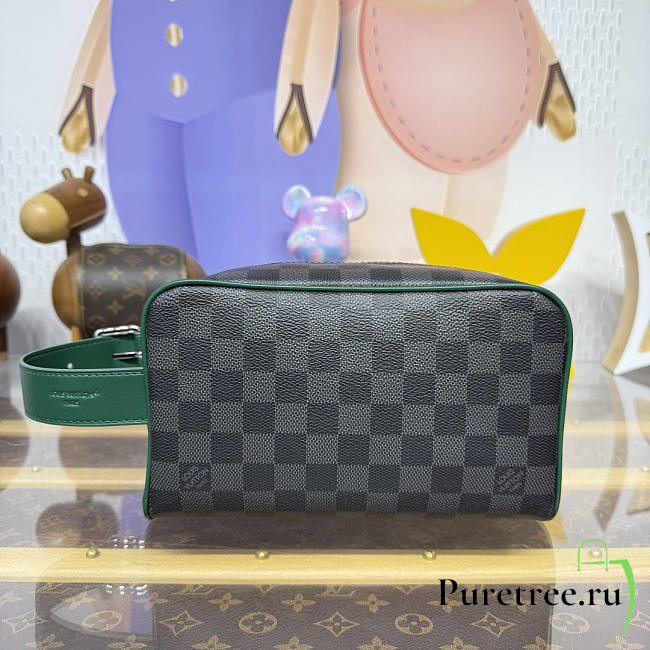 LOUIS VUITTON | Locker Dopp Kit canvas Monogram Eclipse 04 - 1