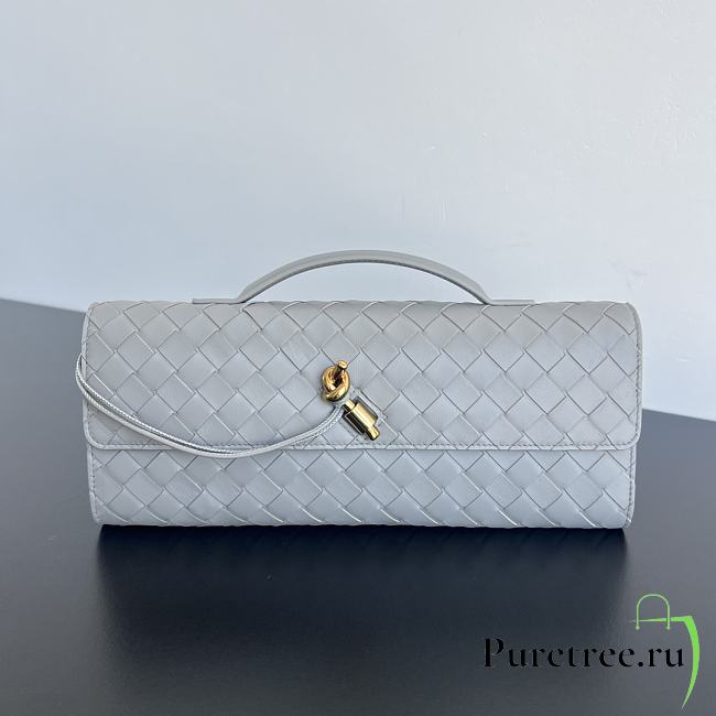 BOTTEGA VENETA | Andiamo Long Clutch In Blue - 1