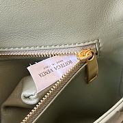 BOTTEGA VENETA | Andiamo Long Clutch In Light Green - 6