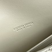 BOTTEGA VENETA | Flower Charm Andiamo Long Clutch In White - 3