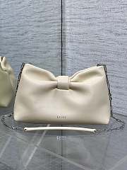 Jonathan Anderson Dior Bow Bag In White Size 26 - 1