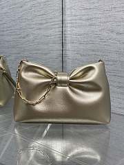 Jonathan Anderson Dior Bow Bag In Gold Size 26 - 3