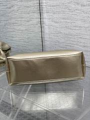 Jonathan Anderson Dior Bow Bag In Gold Size 26 - 2