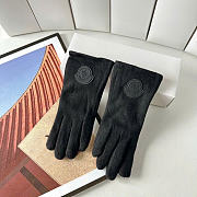 Moncler Gloves In Black - 2