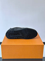 LOUIS VUITTON | LV Trainer Sneakers in Black - 6