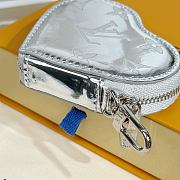 LOUIS VUITTON | Monogram Miroir Heart Coin Purse Silver - 2
