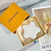 LOUIS VUITTON | Spark Coin Monogram Empreinte Wallet in white - 3