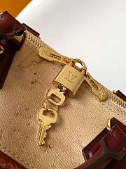 LOUIS VUITTON | Speedy Soft 30 Bag Beige Color M28149 - 5