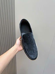 Hermès low loafers in suede combine sleek design dark blue - 5