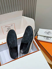 Hermès low loafers in suede combine sleek design dark blue - 2