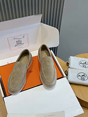Hermès low loafers in suede combine sleek design light taupe - 5