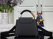 LOUIS VUITTON | Capucines Mini Bag In Black Size 21x14x8 cm - 2