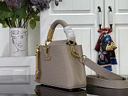 LOUIS VUITTON | Capucines Mini Bag In Taupe Size 21x14x8 cm - 3