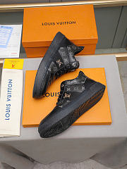 LOUIS VUITTON Monogram Low-Top Sneakers Black - 6