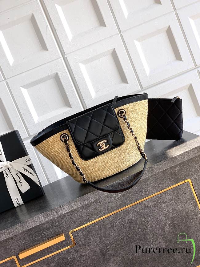 CHANEL | Medium shopping bag Braided straw Beige & Black - 1