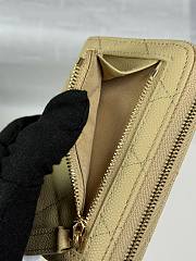 CHANEL | Zippered Coin Case Carviar Gold Hardware Yellow - 6