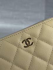 CHANEL | Zippered Coin Case Carviar Gold Hardware Yellow - 3