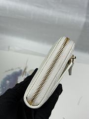 CHANEL | Zippered Coin Case Carviar Gold Hardware White - 2