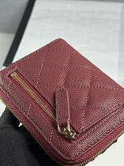 CHANEL | Zippered Coin Case Carviar Gold Hardware Burgundy - 4
