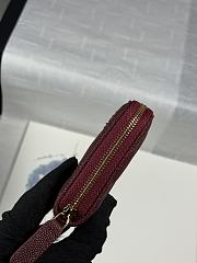 CHANEL | Zippered Coin Case Carviar Gold Hardware Burgundy - 2