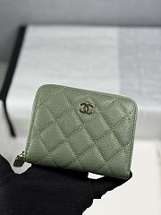 CHANEL | Zippered Coin Case Carviar Gold Hardware Green - 1