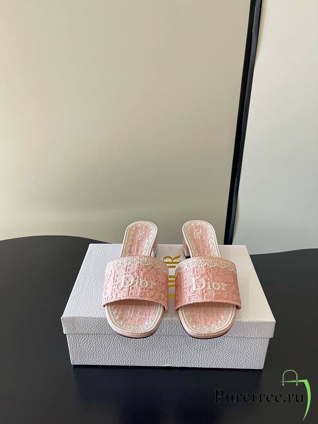Dior Dentelle Heeled Slide 3.5 cm Pink - 1