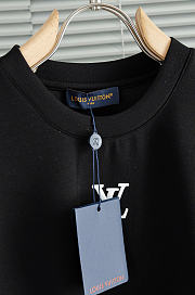 Louis Vuitton Classic Logo T-Shirt Black - 3