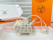 HERMES Rodeo Robeo Coeur Pony Bag Keychain White Silver - 1