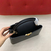 LOUIS VUITTON | Capucines MM Taurillon leather black - 5