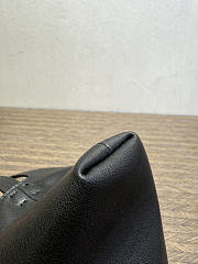 The Row Sally Leather Shoulder Bag Black - 6