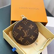 LOUIS VUITTON | Vivienne Series Round Coin Purse 08 - 6