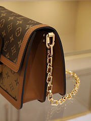 LOUIS VUITTON | Dauphine MM Bag Monogram Canvas  - 4