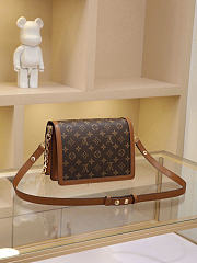 LOUIS VUITTON | Dauphine MM Bag Monogram Canvas  - 3