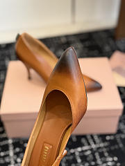 MIUMIU | Waxed Calfskin Pointy Toe Pump Caramel Brown - 5